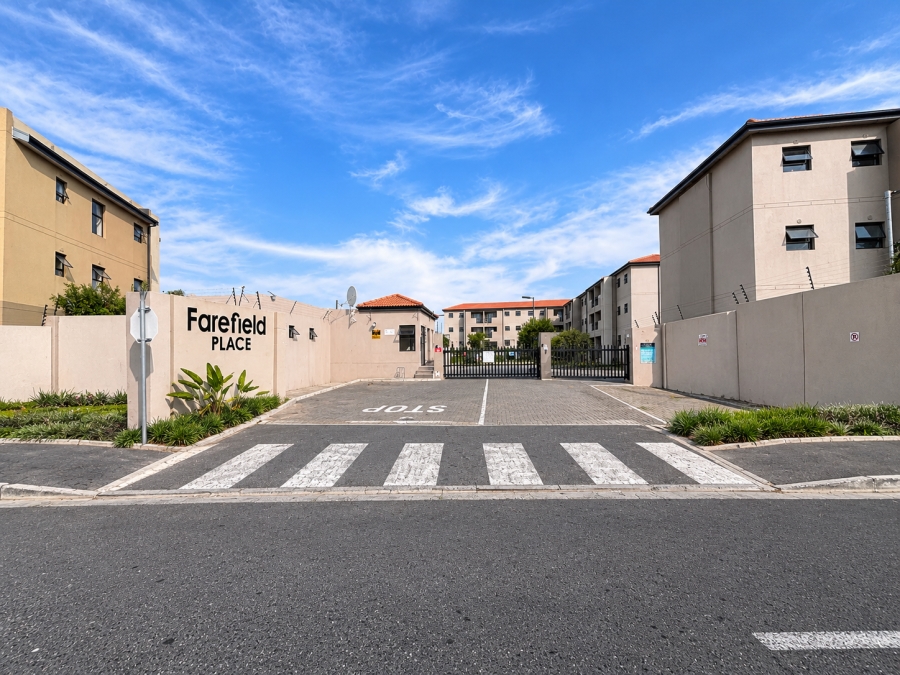 2 Bedroom Property for Sale in Parklands Western Cape